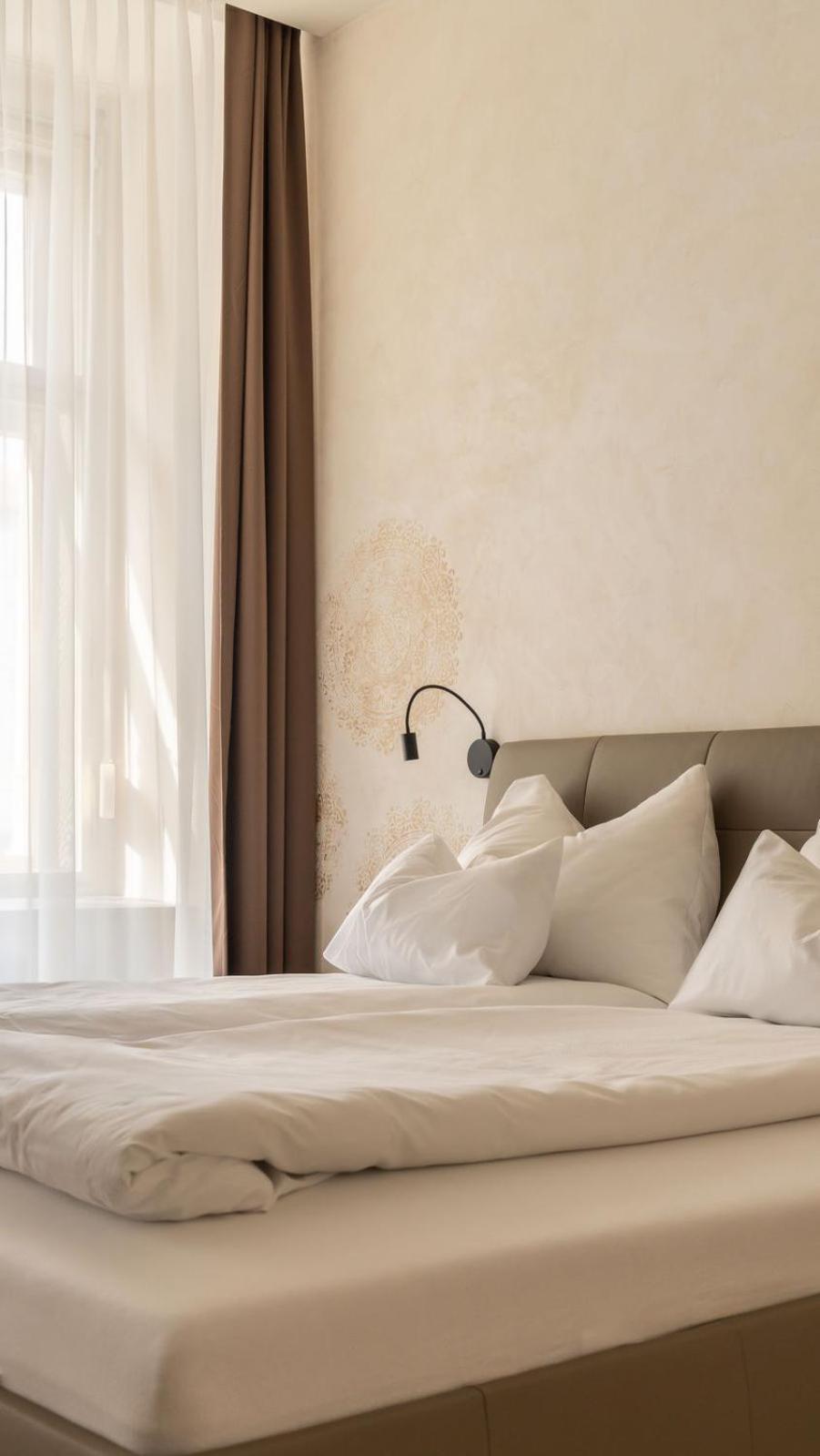 Aparthotel Lavilo Main Square Graz Ngoại thất bức ảnh