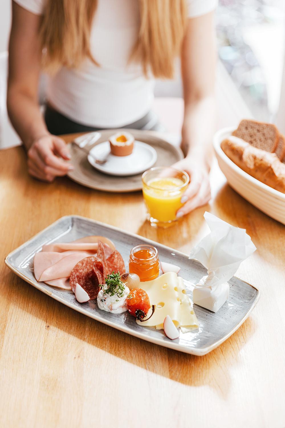 Aparthotel Lavilo Main Square Graz Ngoại thất bức ảnh